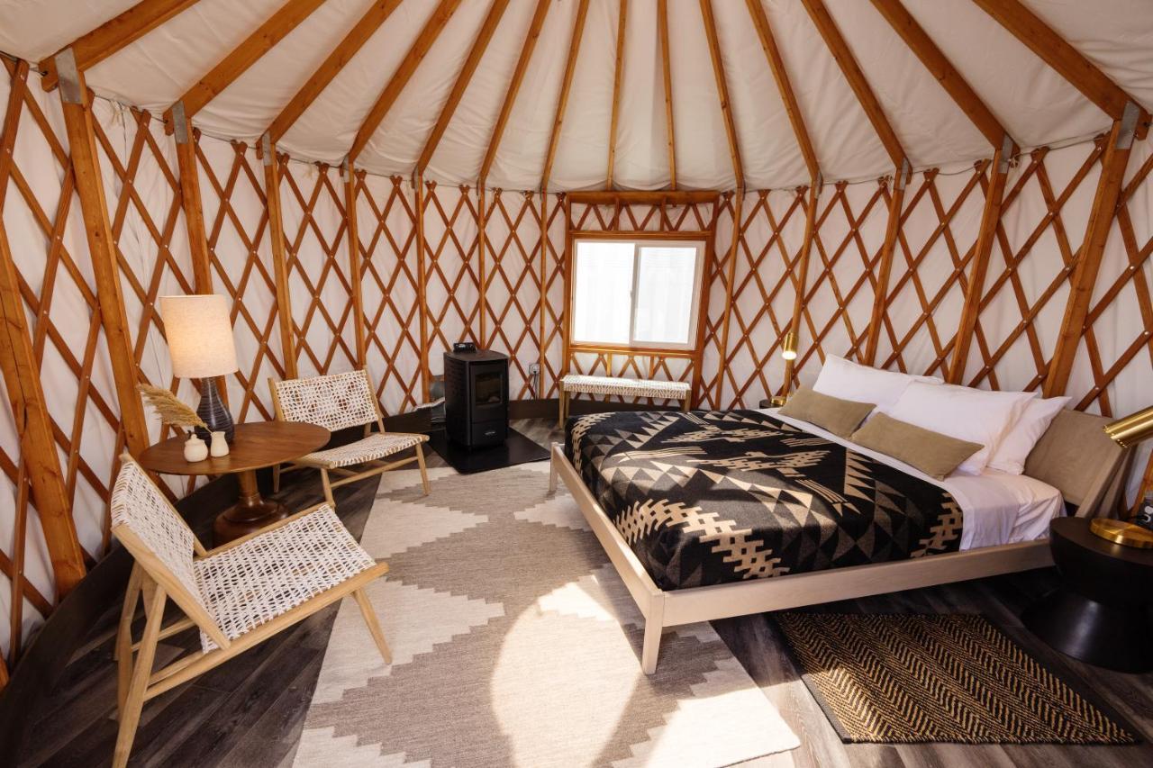 Frontier Drive Inn Сентер Экстерьер фото