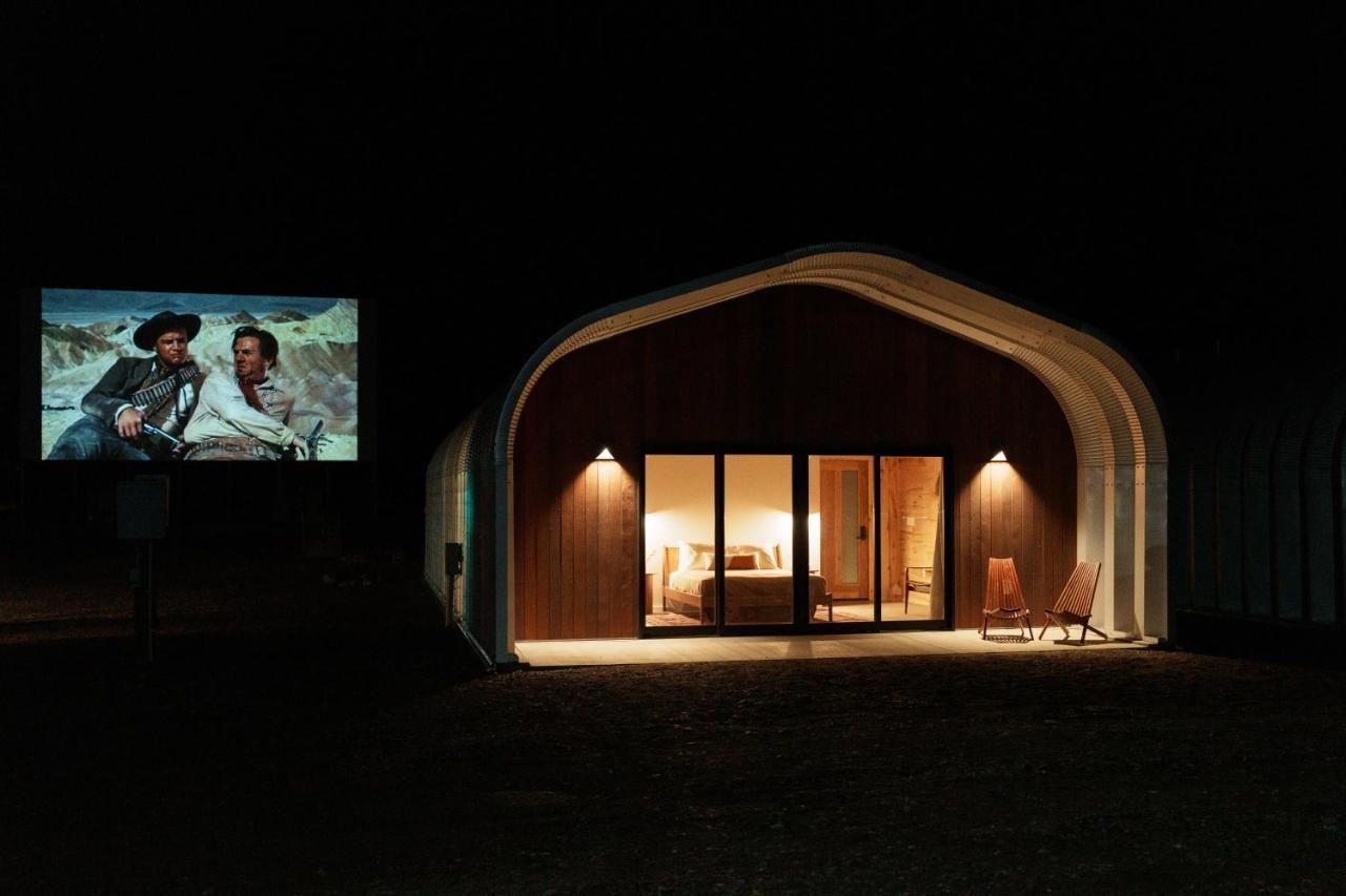 Frontier Drive Inn Сентер Экстерьер фото